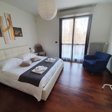 B&B Corte Sv4 Парма Екстериор снимка